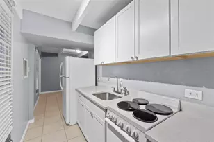 3515 Club Cir, Lakeshore, FL 33854 - Photo 14