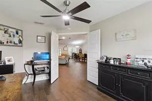 447 Lake Vista Dr, Auburndale, FL 33823 - Photo 16