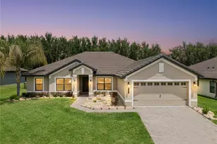 447 Lake Vista Dr, Auburndale, FL 33823 - Photo 2