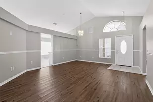 30723 Birdhouse Dr, Wesley Chapel, FL 33545 - Photo 6