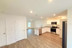 733 James Ct, Kissimmee, FL 34759 - Photo 6