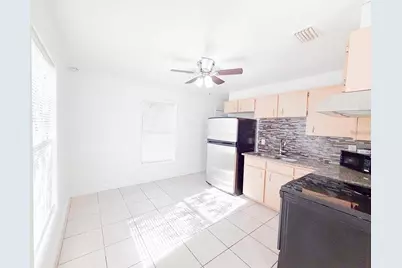 407 W Bella Vista Street, Lakeland, FL 33805 - Photo 8