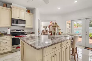 2325 N Rochelle Ave, Kissimmee, FL 34746 - Photo 4