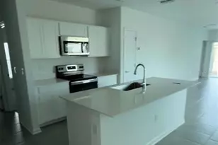 2002 Punch Bowl Ave, Davenport, FL 33837 - Photo 4