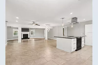 2746 Hibiscus Street, Sarasota, FL 34239 - Photo 4