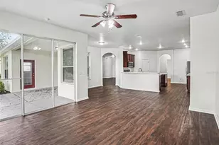 526 Azalea Bloom Dr, Apopka, FL 32712 - Photo 4