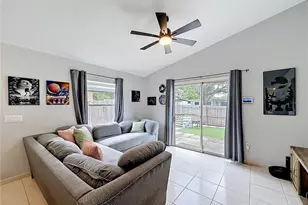 2029 Tropic Bay Ct, Orlando, FL 32807 - Photo 10