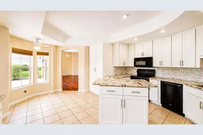 357 Fairway Pointe Circle, Orlando, FL 32828 - Photo 10