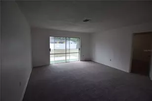 2762 Clear Cove Ln, Orlando, FL 32805 - Photo 8