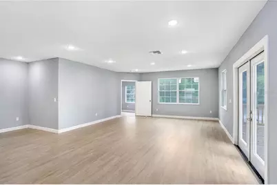 310 S Delaney Avenue, Avon Park, FL 33825 - Photo 12