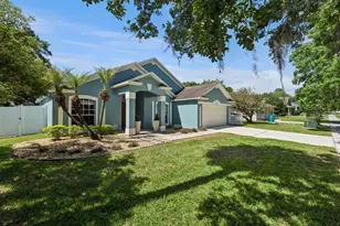 1253 Brandy Lake View Cir, Winter Garden, FL 34787 - Photo 2