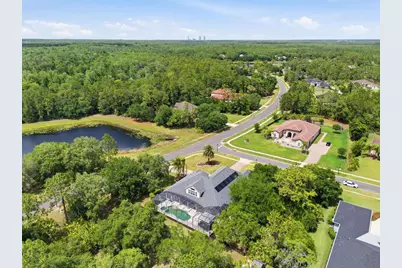 14106 Oakwood Cove Lane, Orlando, FL 32832 - Photo 10