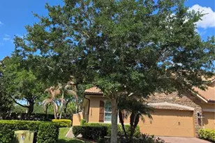 10341 Belfry Cir, Orlando, FL 32832 - Photo 2
