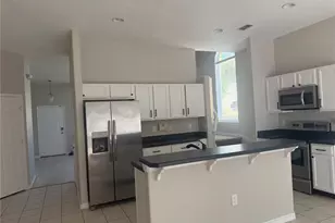 722 Cadiz Loop, Davenport, FL 33837 - Photo 4