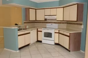 13107 Los Angeles Woods Ln, Orlando, FL 32824 - Photo 2