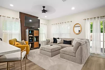 3706 N 52nd Street #1, Tampa, FL 33619 - Photo 4