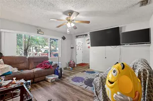 203 Woodfield Dr, Sanford, FL 32773 - Photo 10