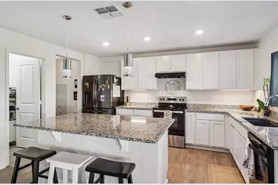 1841 Wilson Prairie Circle, Groveland, FL 34736 - Photo 2