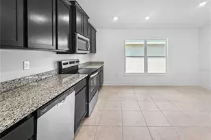 7612 Bent Tree Loop, Saint Cloud, FL 34773 - Photo 4
