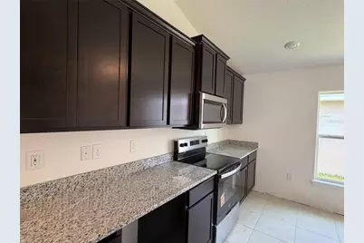 7612 Bent Tree Loop, Saint Cloud, FL 34773 - Photo 4