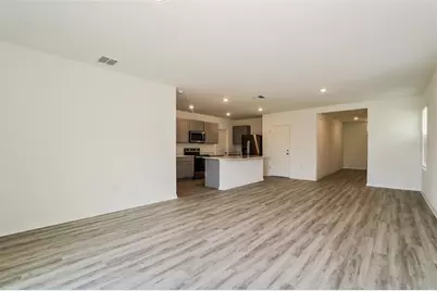 [Address not provided], Tavares, FL 32778 - Photo 4