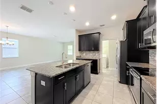 10066 Lovegrass Ln, Orlando, FL 32832 - Photo 12