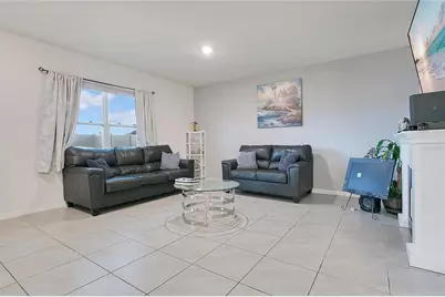 3676 Scarlet Oak Drive, Saint Cloud, FL 34772 - Photo 4