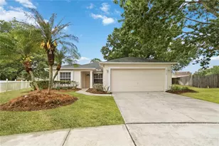 4306 Pebblestone Ct, Orlando, FL 32826 - Photo 2