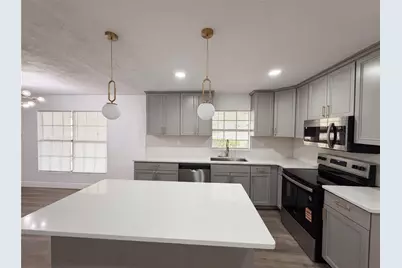 3725 NW 8th Avenue, Gainesville, FL 32605 - Photo 2