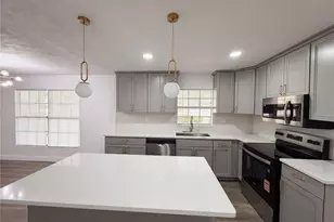 3725 NW 8th Ave, Gainesville, FL 32605 - Photo 2