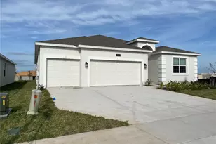 7152 Dilly Lake Ave, Groveland, FL 34736 - Photo 2