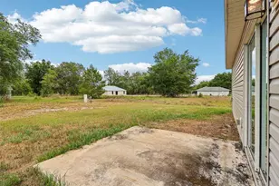 223 Malauka Rd, Ocklawaha, FL 32179 - Photo 22