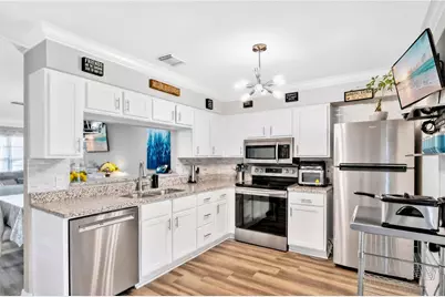 7432 Golden Glenn Court, Orlando, FL 32807 - Photo 10