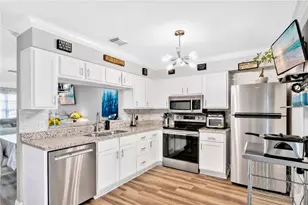7432 Golden Glenn Ct, Orlando, FL 32807 - Photo 10