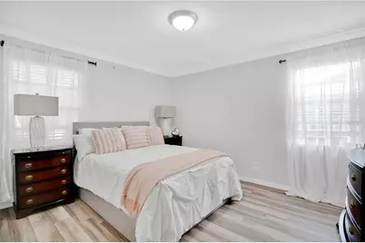 7432 Golden Glenn Court, Orlando, FL 32807 - Photo 12