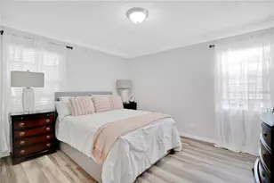 7432 Golden Glenn Ct, Orlando, FL 32807 - Photo 12