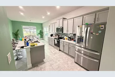 1046 Grantham Lane SE, Palm Bay, FL 32909 - Photo 2