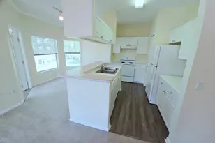 2422 White Magnolia Way, Sanford, FL 32771 - Photo 10