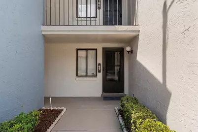 7 Escondido Circle #67, Altamonte Springs, FL 32701 - Photo 4