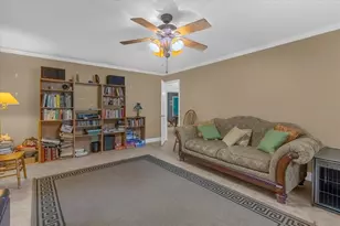 205 Woodfield Dr, Sanford, FL 32773 - Photo 12