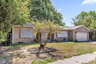 205 Woodfield Dr, Sanford, FL 32773 - Photo 2