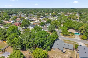 205 Woodfield Dr, Sanford, FL 32773 - Photo 26