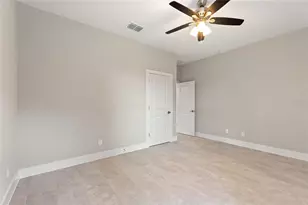 3707 Fontainebleau St, North Port, FL 34287 - Photo 18