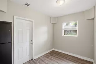 1011 Santa Barbara Rd, Orlando, FL 32808 - Photo 6