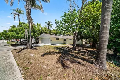5301 82nd Avenue N, Pinellas Park, FL 33781 - Photo 2