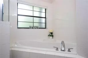 3050 Pirates Retreat Ct, Kissimmee, FL 34747 - Photo 68