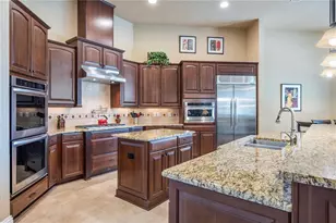 11753 Vinci Dr, Windermere, FL 34786 - Photo 18