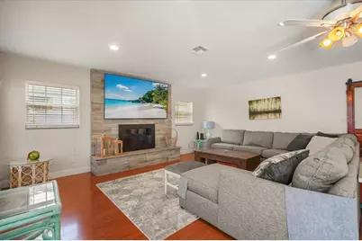 9118 Edgewater Drive, Clermont, FL 34711 - Photo 4