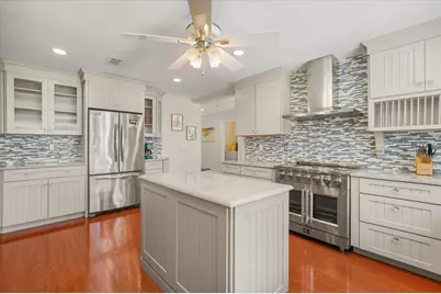 9118 Edgewater Drive, Clermont, FL 34711 - Photo 14