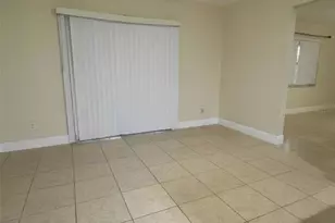 10618 Eastview Dr, Orlando, FL 32825 - Photo 8